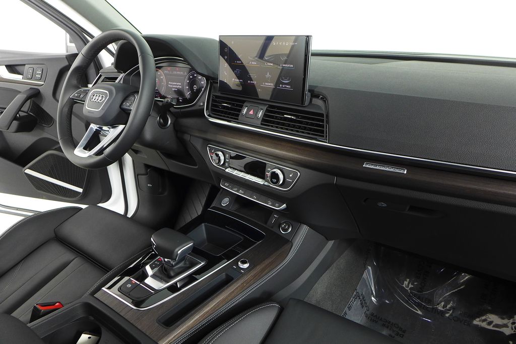 2023 Audi Q5 Premium 13