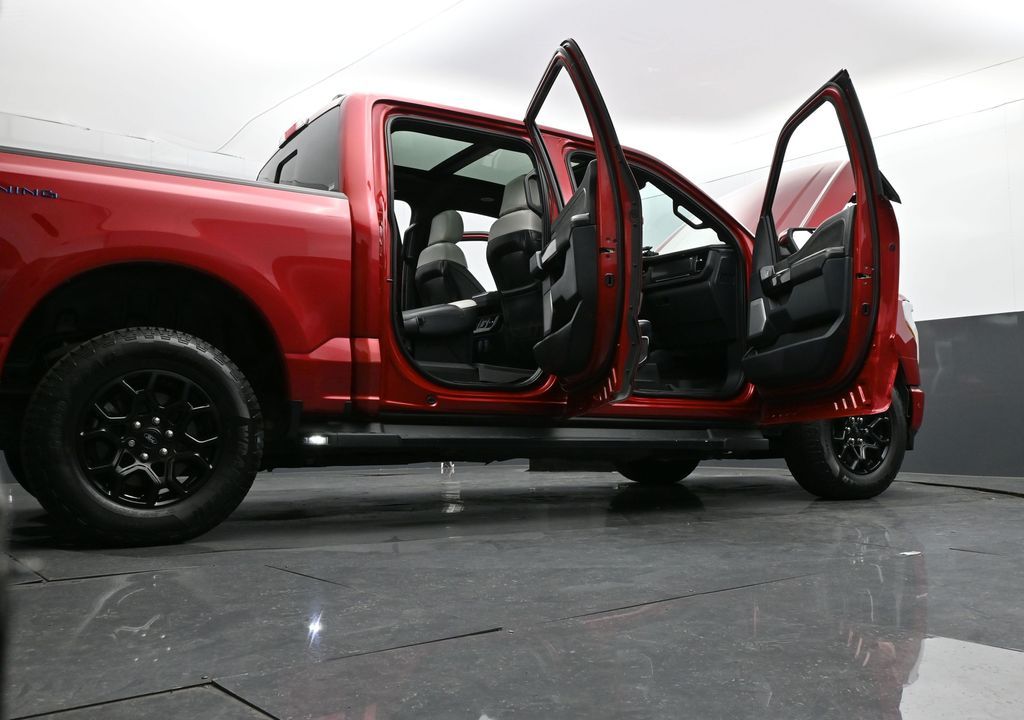 2023 Ford F-150 Lightning Platinum