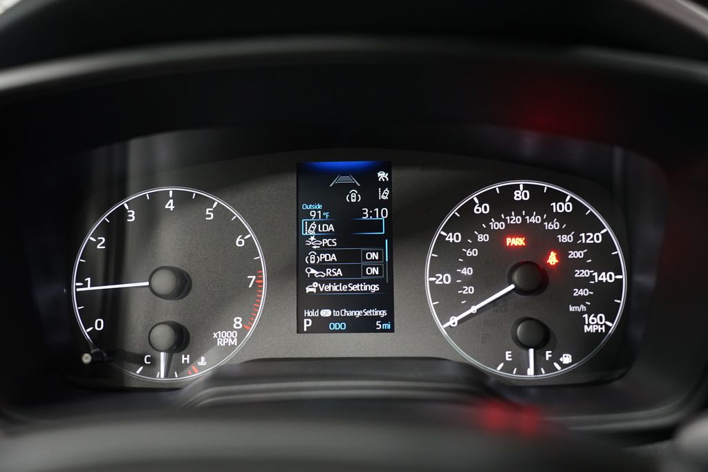 2025 Toyota Corolla LE 15