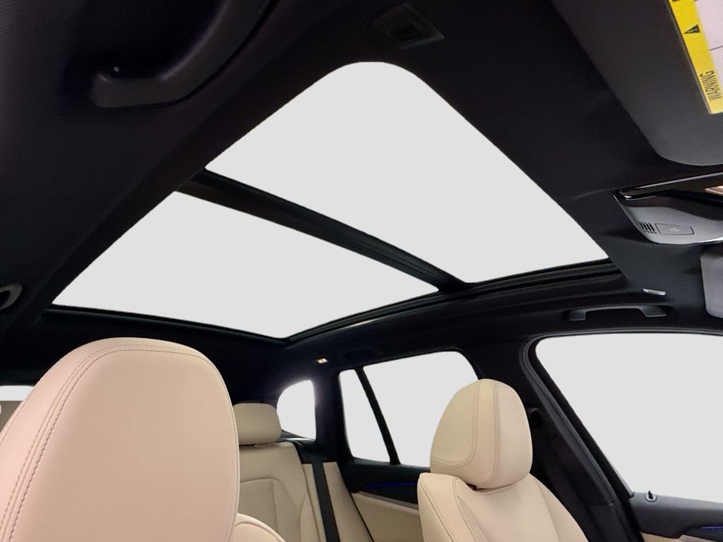 Thumbnail: 2023 BMW X3 - 17