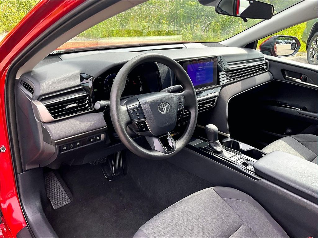 2026 Toyota Camry — photo 8