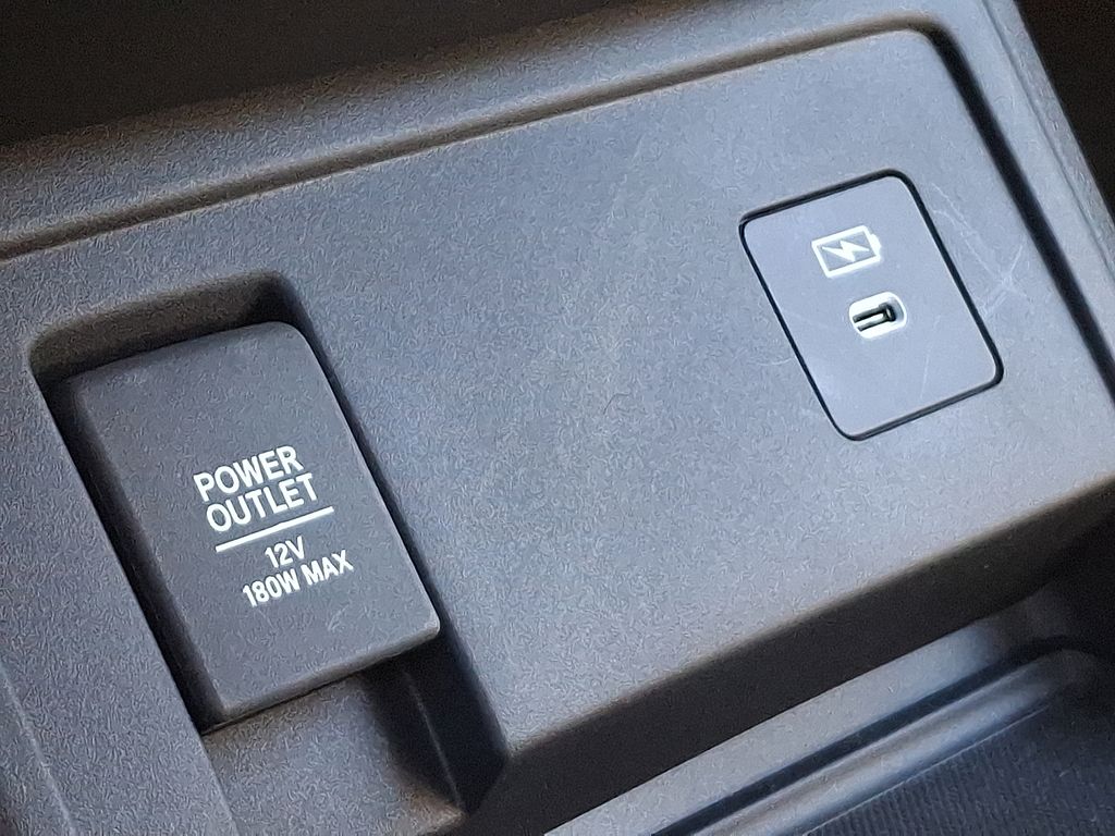 Thumbnail: 2025 Acura RDX - 27