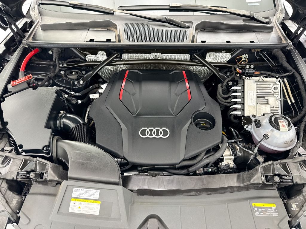Thumbnail: 2023 Audi SQ5 - 28