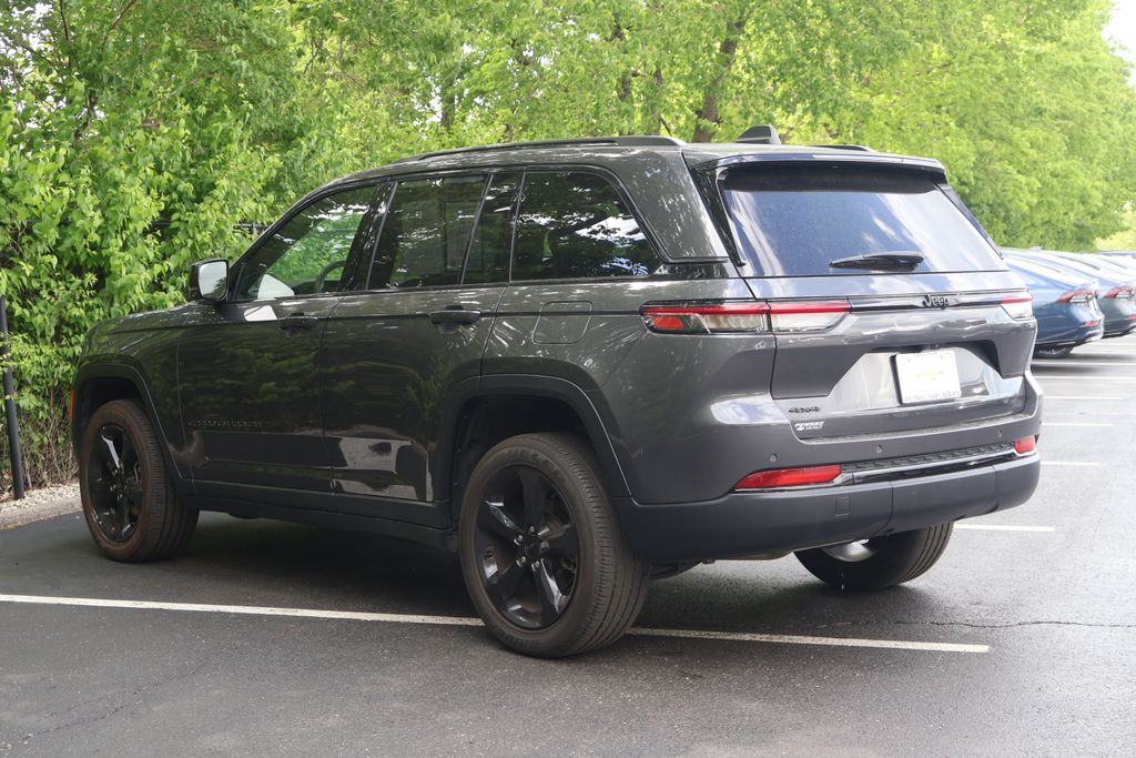 Thumbnail: 2023 Jeep Grand Cherokee - 6
