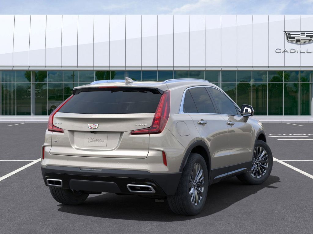 2025 Cadillac XT4 Premium Luxury 4