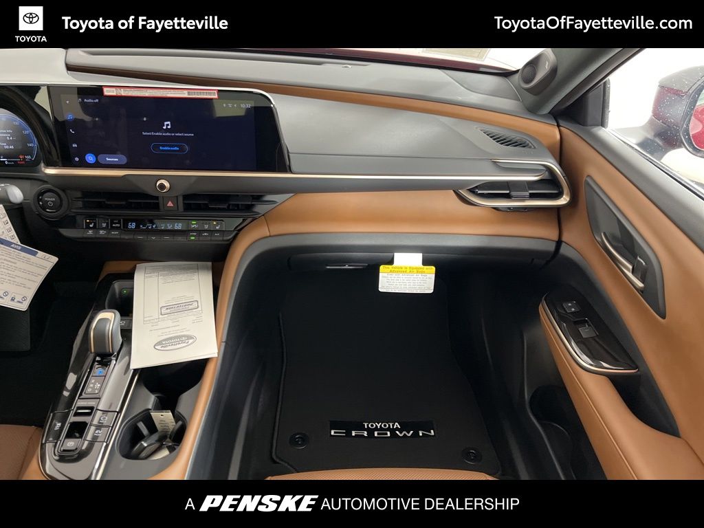 Thumbnail: 2025 Toyota Crown Signia - 15