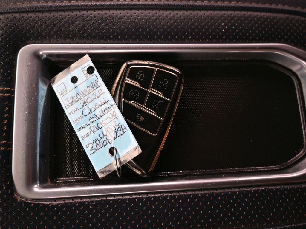 Used 2022 Iridescent Pearl Tricoat Chevrolet High Country image 22