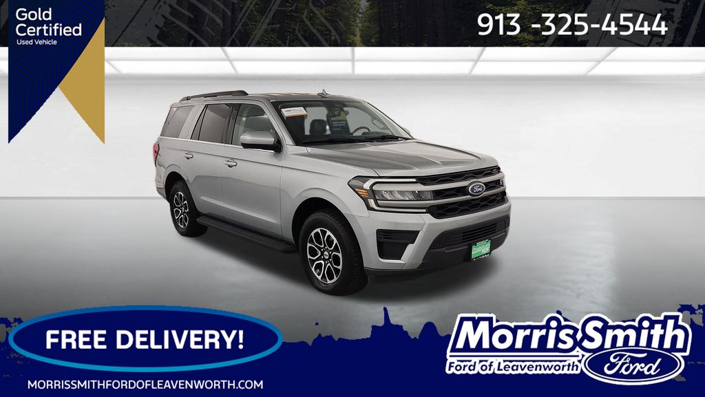 Iconic Silver Metallic 2024 Ford Expedition XLT 4WD SUV / Crossover Four-Wheel Drive Automatic