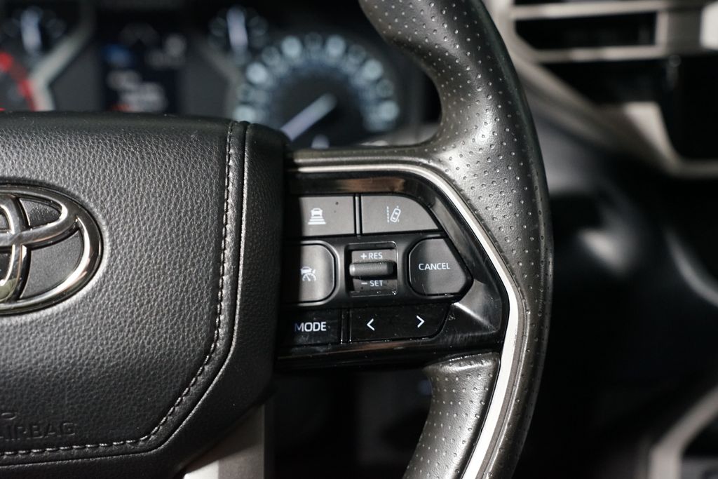 Thumbnail: 2023 Toyota Tundra - 15