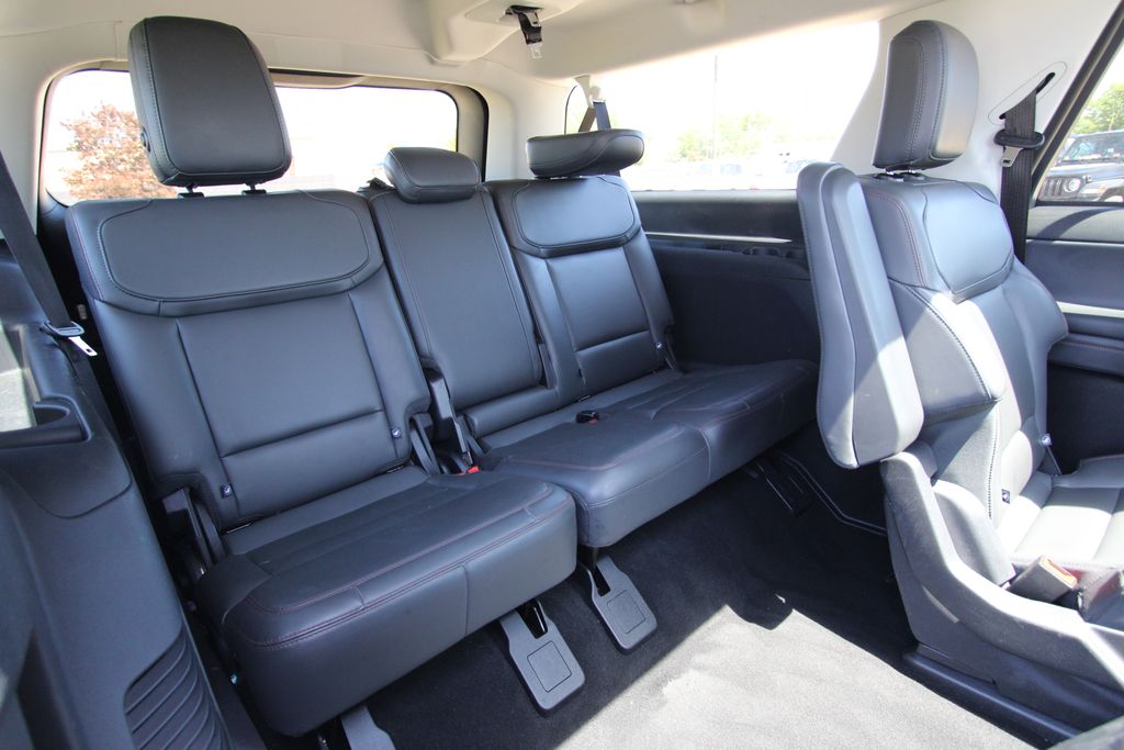 Used 2025 Ford Expedition Max SUV