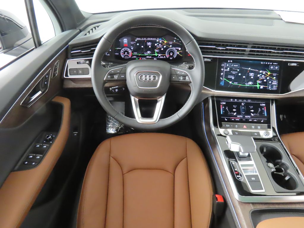 2025 Audi Q7  11