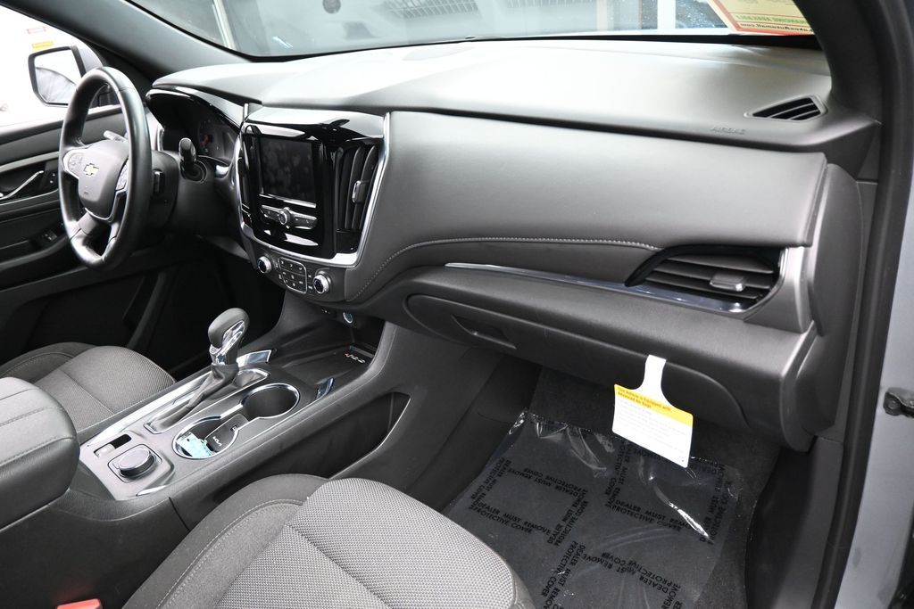 Used 2023 Sterling Gray Metallic Chevrolet LT image 44