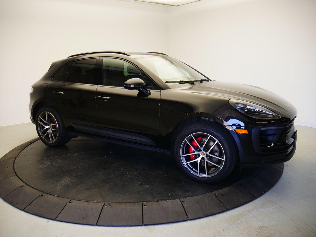 Thumbnail: 2022 Porsche Macan - 9