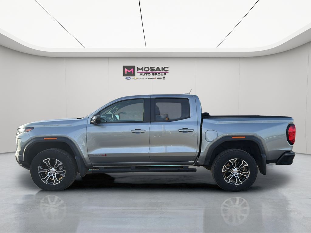 2024 GMC Canyon