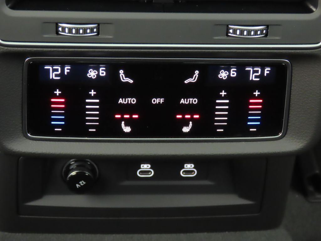 Thumbnail: 2025 Audi Q7 - 25