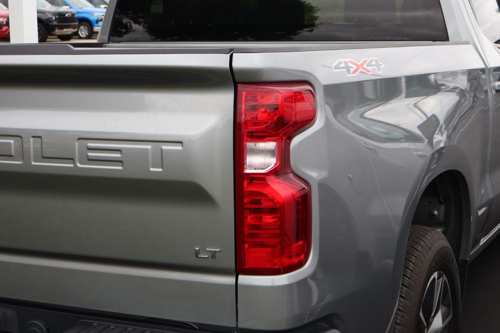 2023 Chevrolet Silverado 1500 LT 8