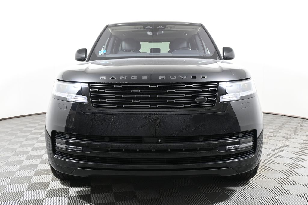 2023 Land Rover Range Rover SE 9