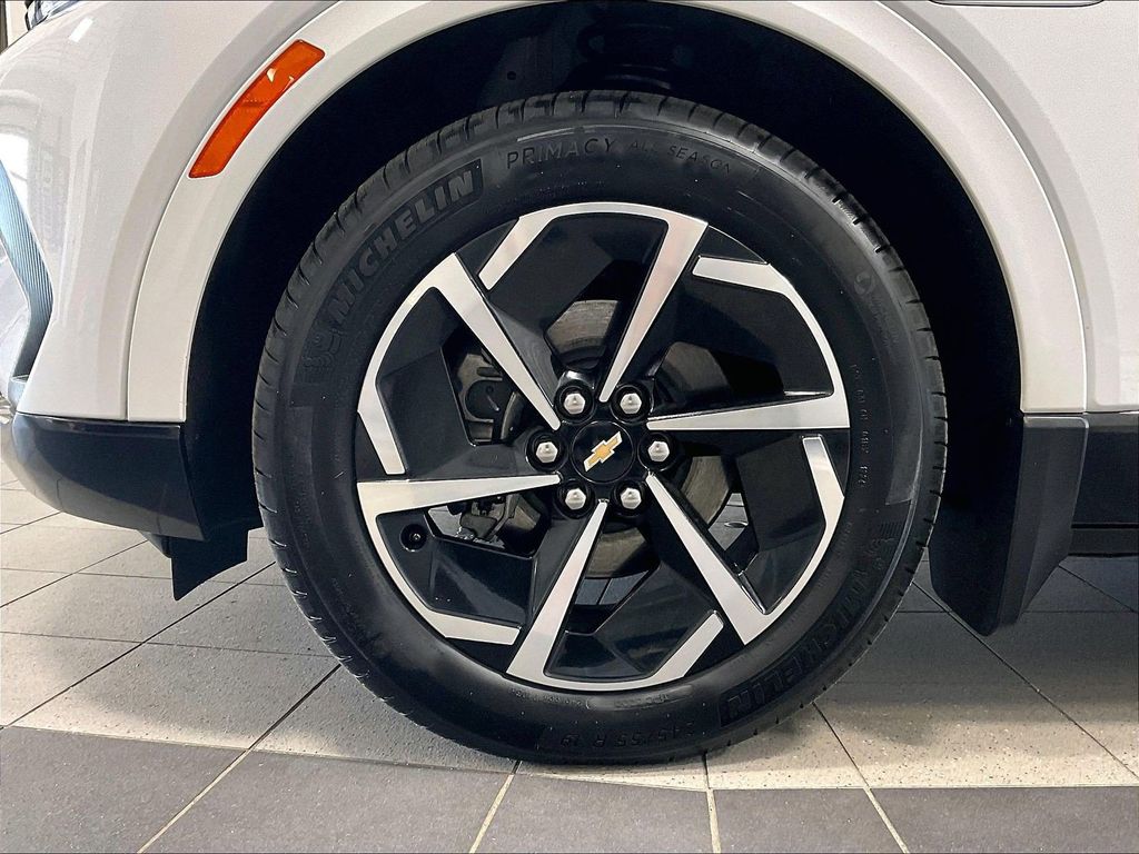 2024 Chevrolet Equinox EV — photo 7