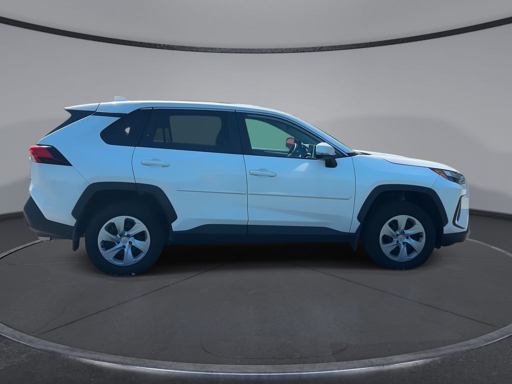 Thumbnail: 2024 Toyota RAV4 - 9