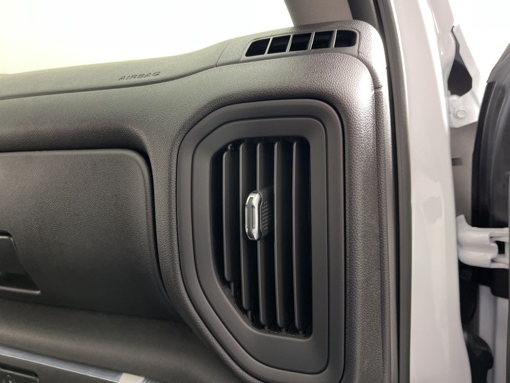 Thumbnail: 2026 Chevrolet Silverado 2500 - 12