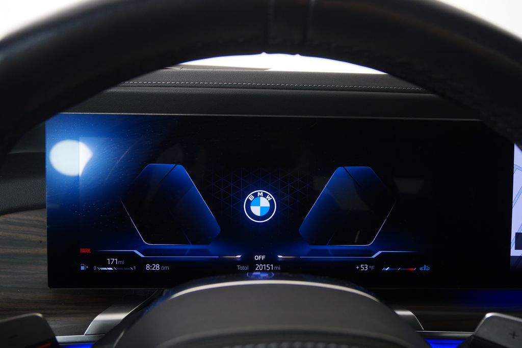 Thumbnail: 2023 BMW 7 Series - 23