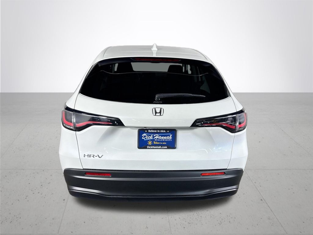 2026 Honda HR-V LX