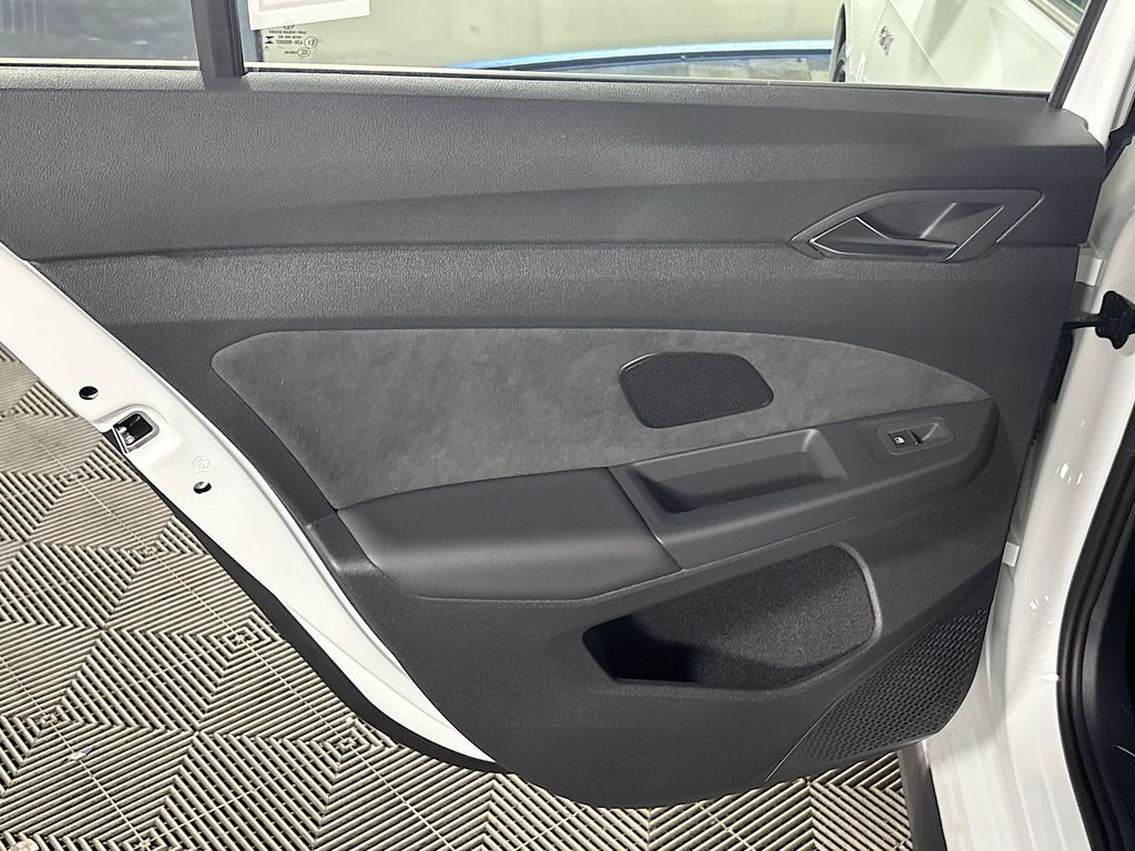 2025 Volkswagen Golf GTI 2.0T SE