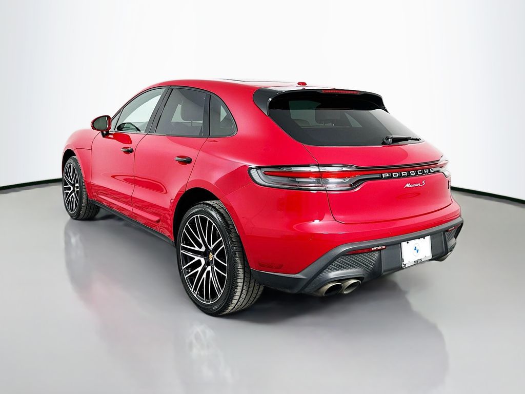 Thumbnail: 2023 Porsche Macan - 7