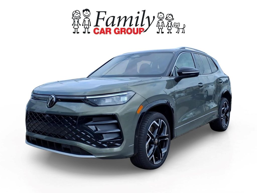 Avocado Green w/Deep Black Roof 2025 Volkswagen Tiguan SUV / Crossover All-Wheel Drive 8-Speed Automatic