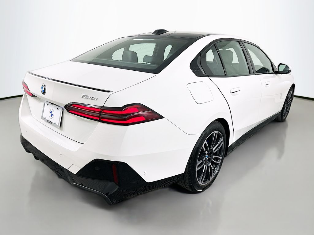 Thumbnail: 2025 BMW 5 Series - 5