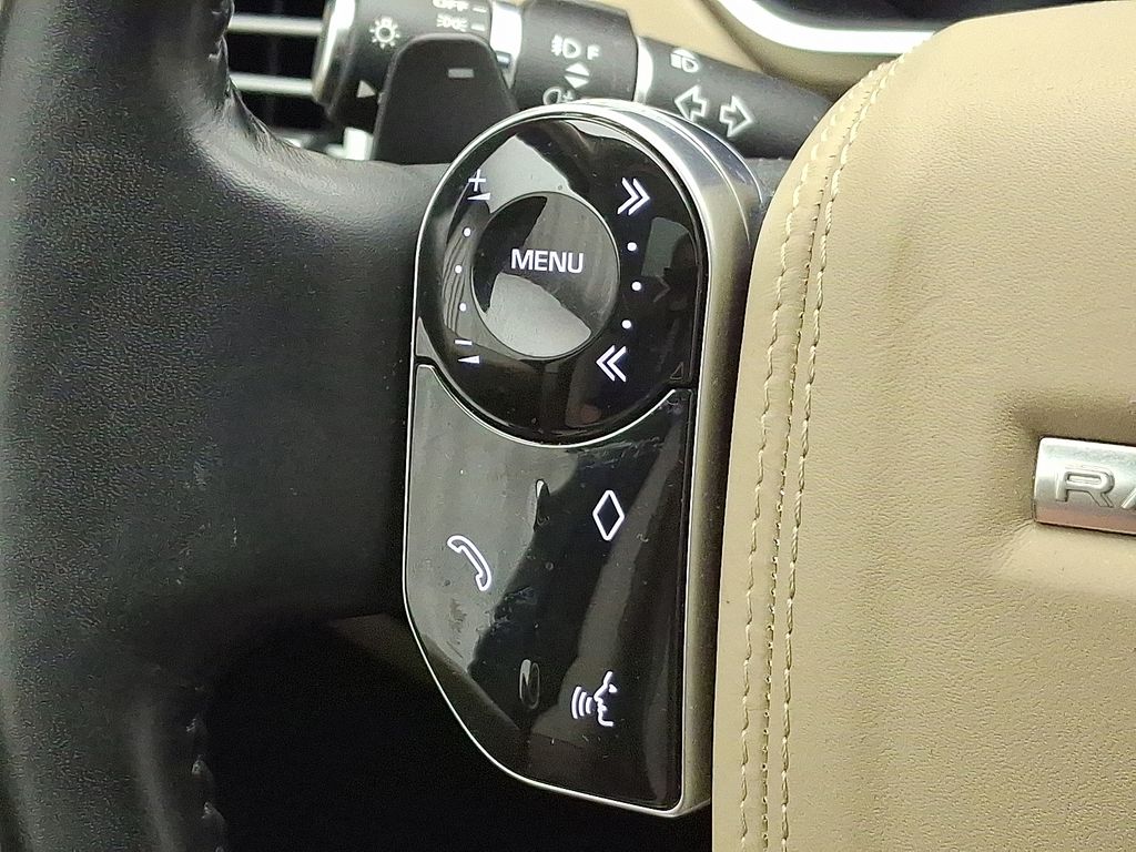 Thumbnail: 2021 Land Rover Range Rover - 23