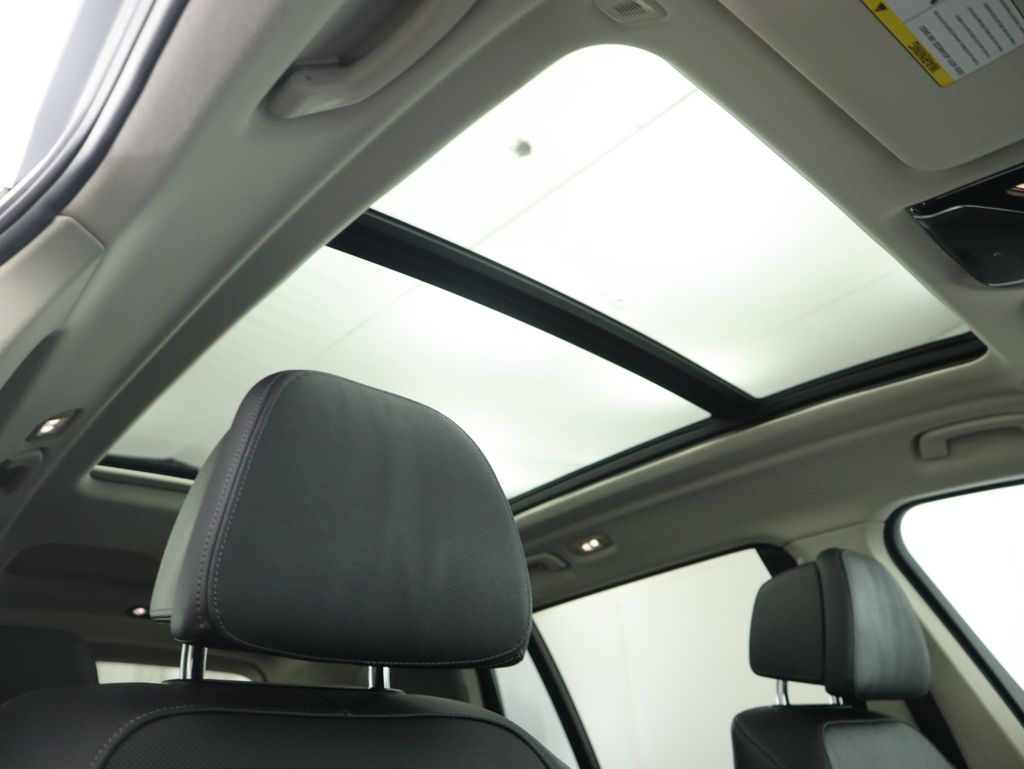 Thumbnail: 2021 BMW X7 - 19