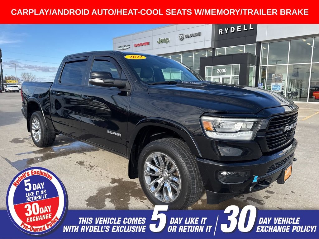 Diamond Black Crystal Pearlcoat 2022 RAM 1500 Pickup Truck Four-Wheel Drive 8-Speed Automatic