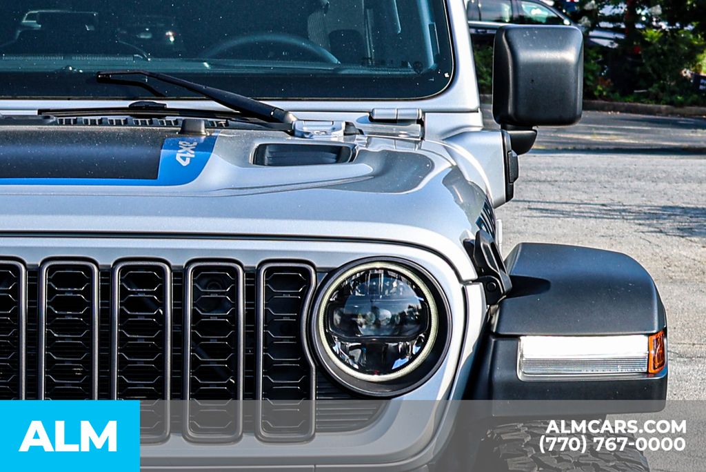 Used 2024 Silver Jeep Rubicon 4xe image 15