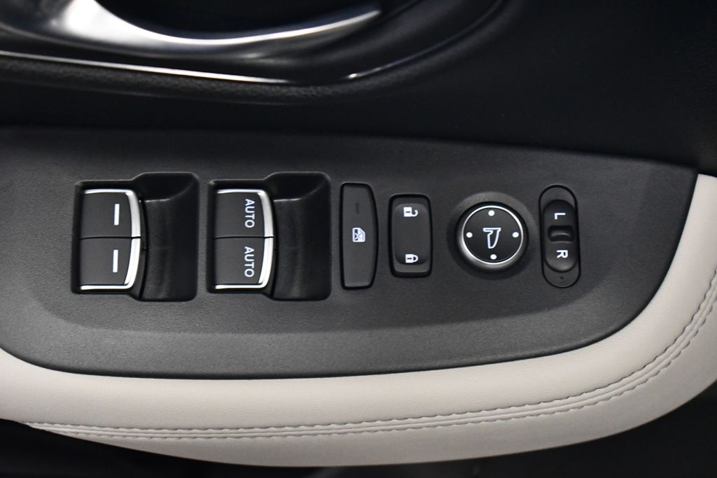 Thumbnail: 2026 Honda HR-V - 16