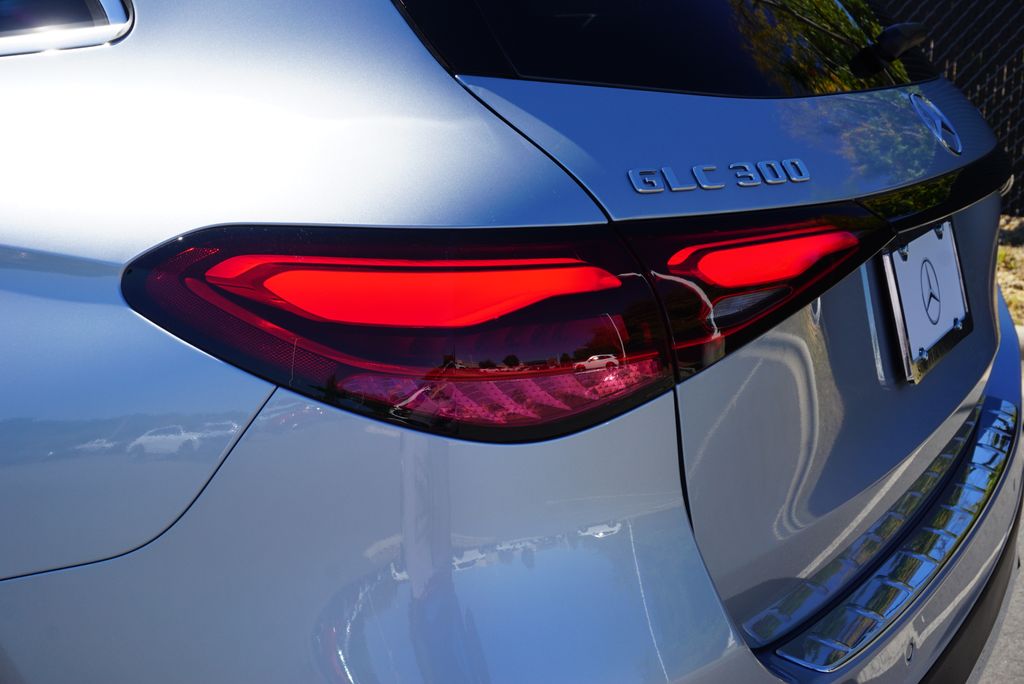 Thumbnail: 2026 Mercedes-Benz GLC - 15