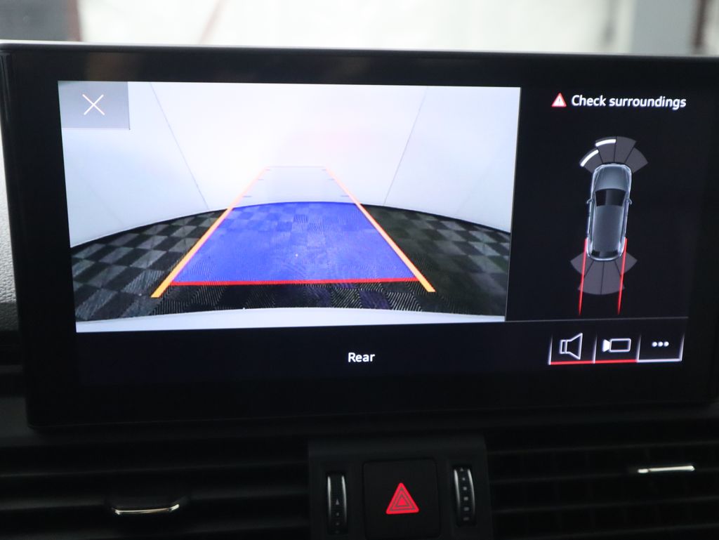 Thumbnail: 2021 Audi Q5 - 15