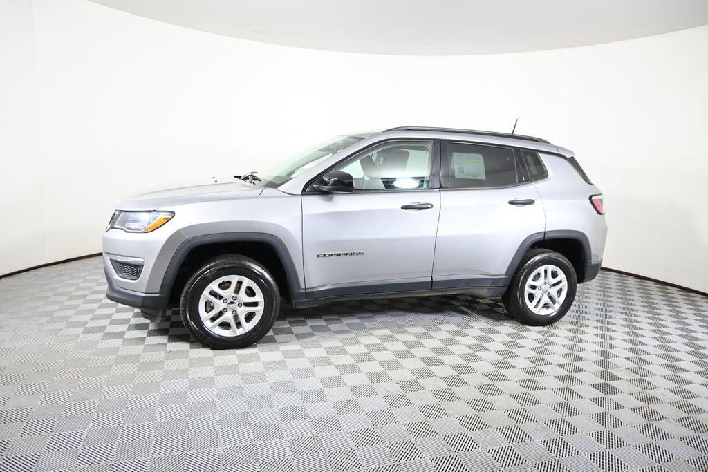 Used 2018 Jeep Compass Sport with VIN 3C4NJDAB4JT359642 for sale in Forest Lake, Minnesota