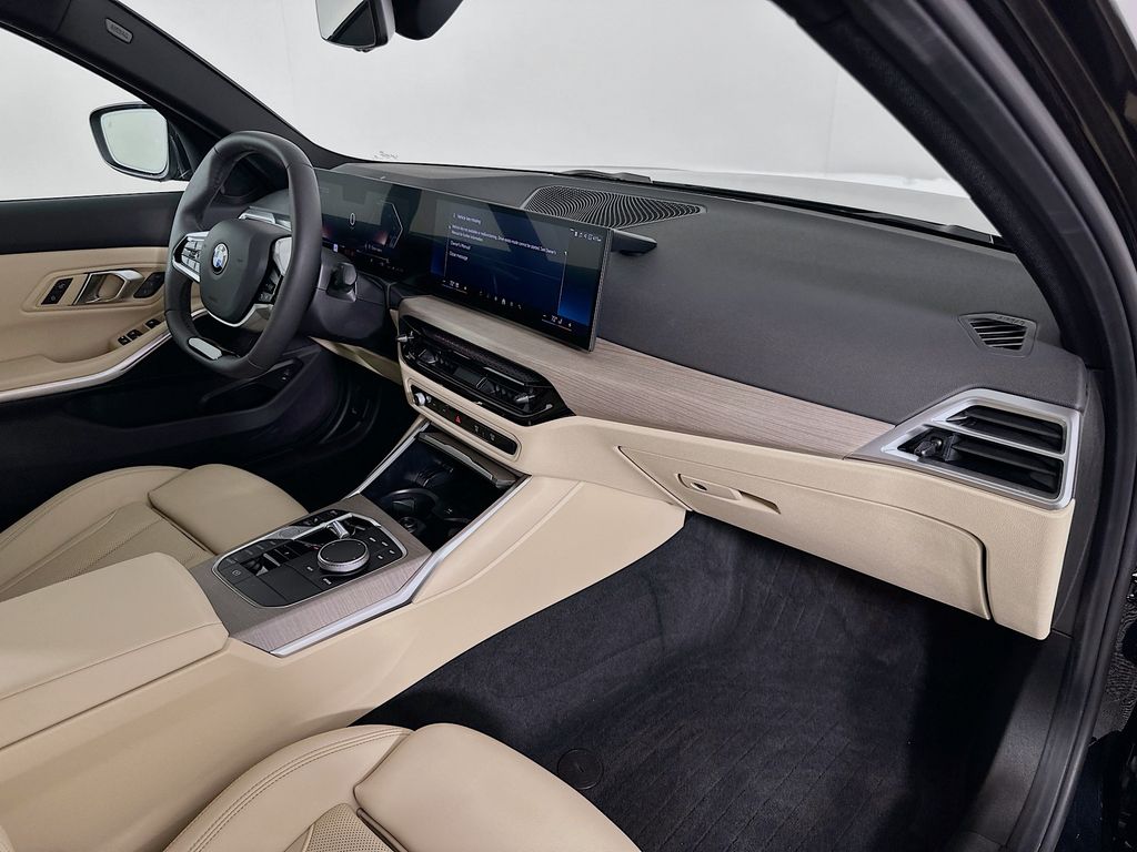 Thumbnail: 2025 BMW 3 Series - 30