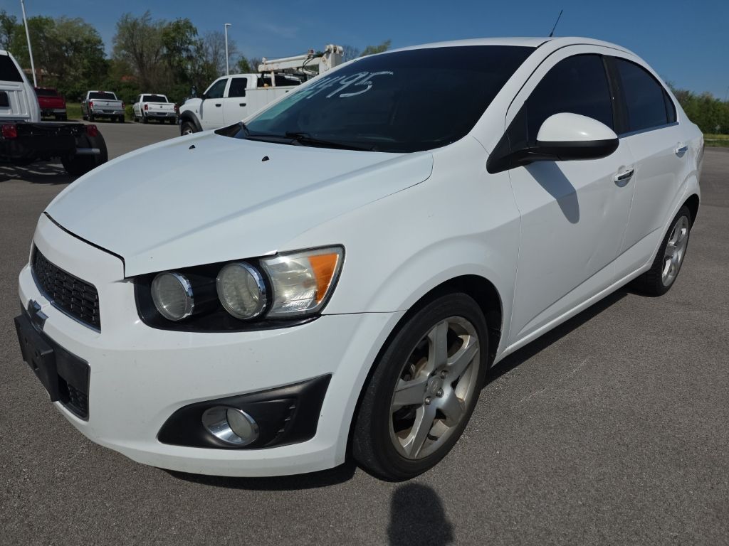 Summit White 2014 Chevrolet Sonic LTZ Sedan FWD Sedan Front-Wheel Drive 6-Speed Automatic