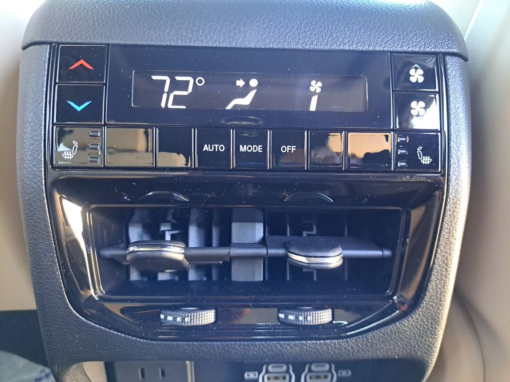 New Car 2025 Jeep Grand Cherokee L  Limited For Sale Under $50,000 In Austin, Texas