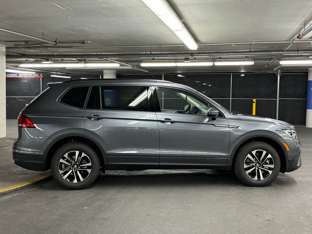 2024 Volkswagen Tiguan 2.0T S 33