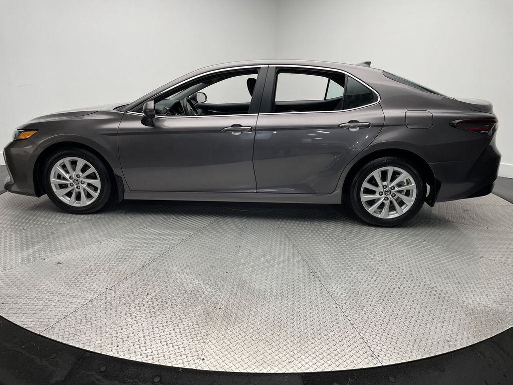 Thumbnail: 2023 Toyota Camry - 8