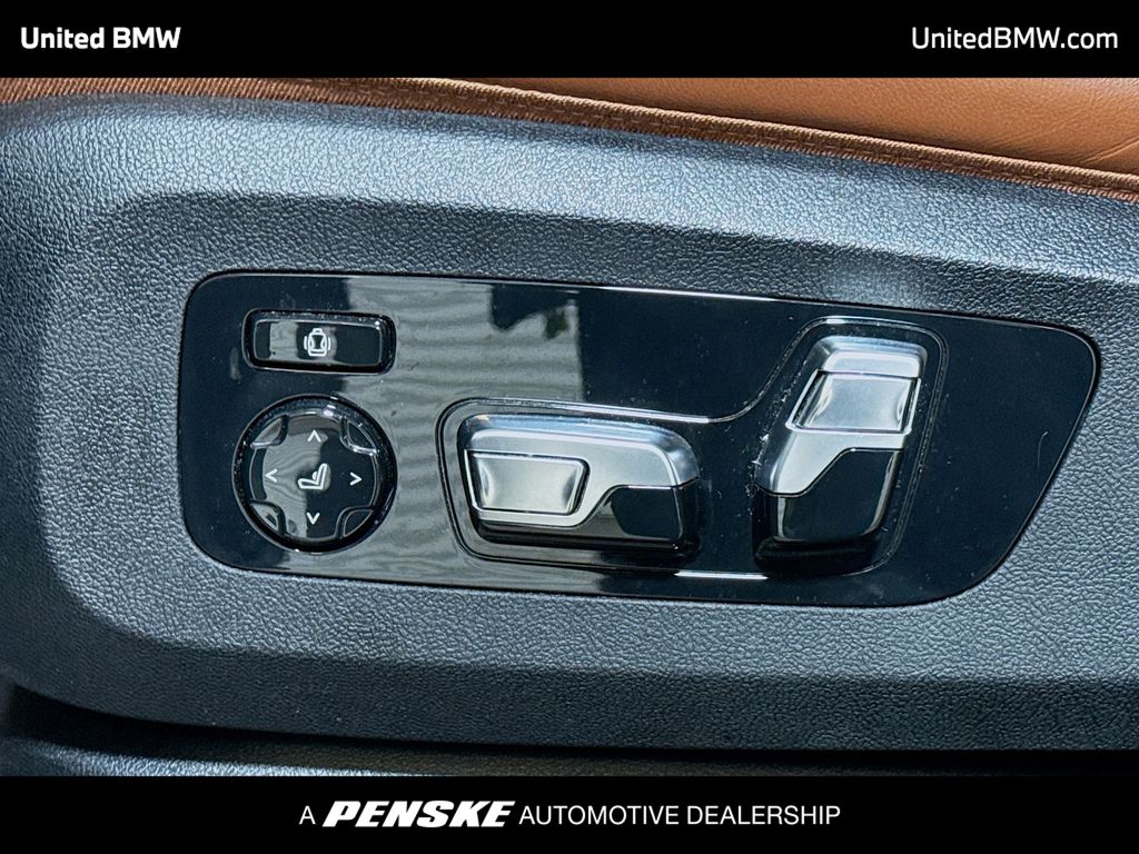 Thumbnail: 2025 BMW X7 - 4