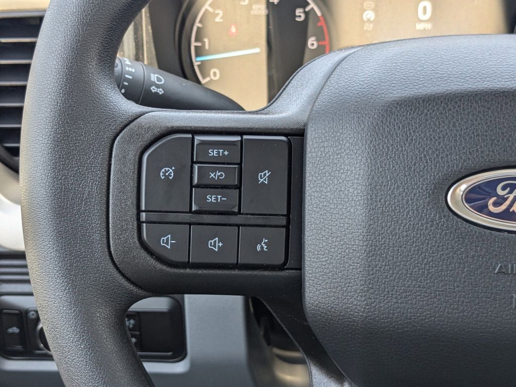 2025 Ford F-250 Super Duty XL