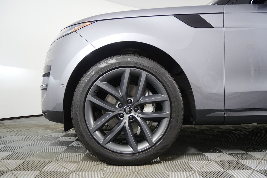 Thumbnail: 2023 Land Rover Range Rover Sport - 7