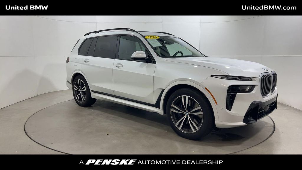 2023 BMW X7 xDrive40i 2