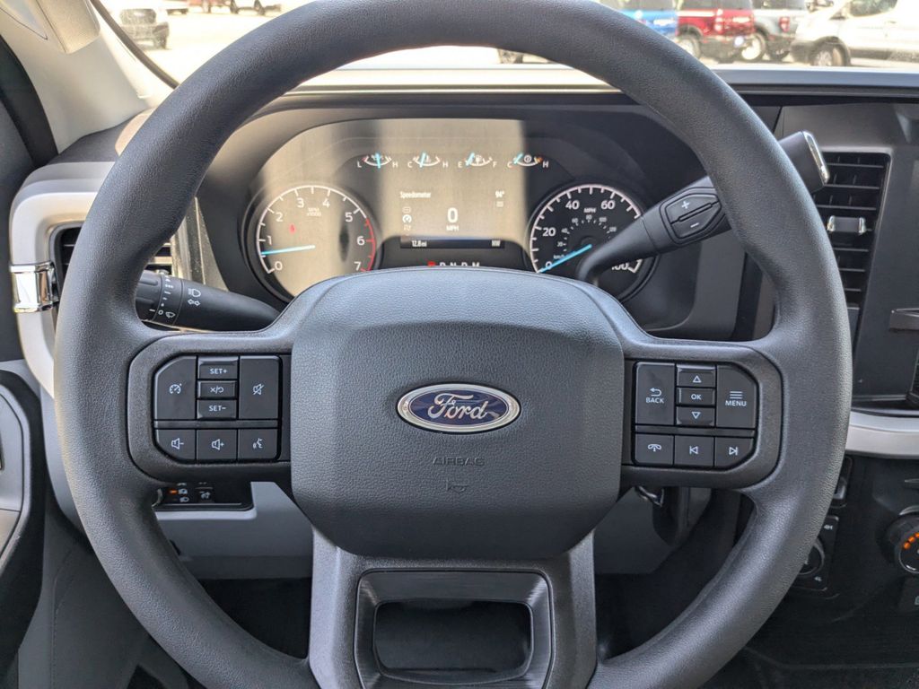 2025 Ford F-250 Super Duty XL
