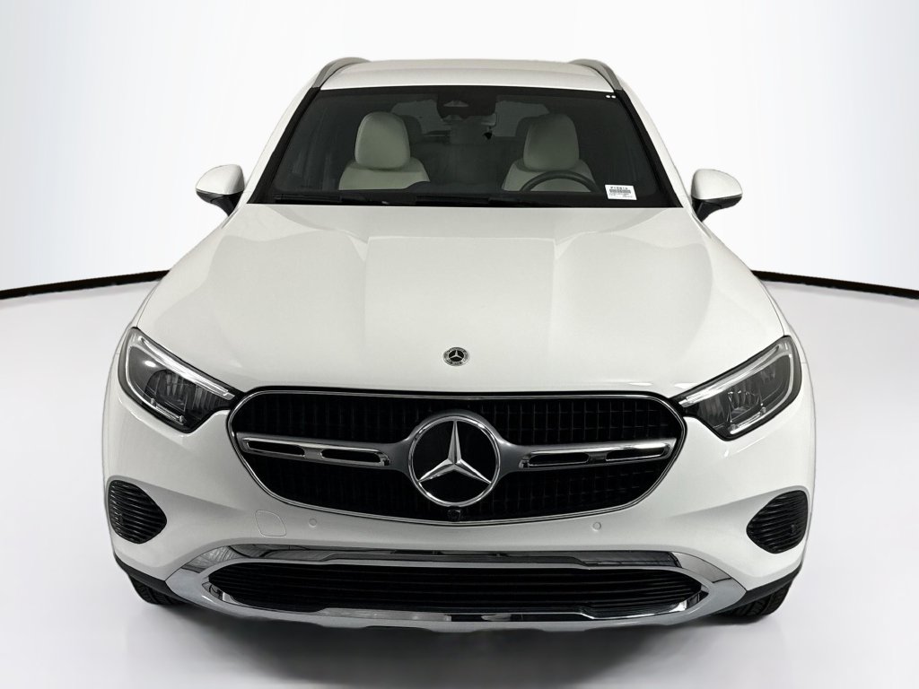 Thumbnail: 2025 Mercedes-Benz GLC - 2