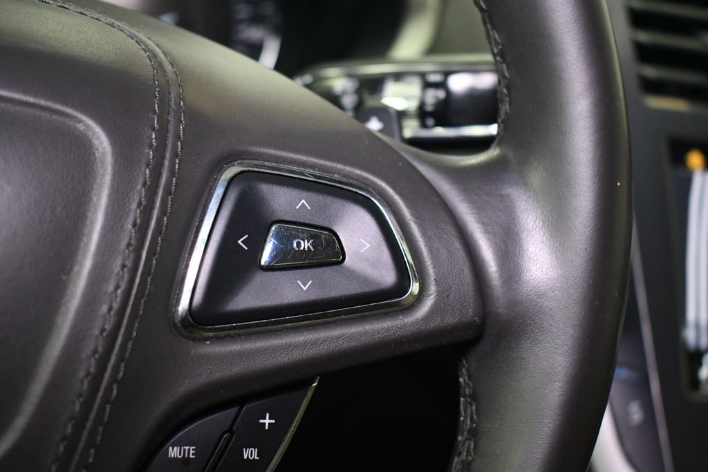 Thumbnail: 2017 Lincoln MKZ - 25